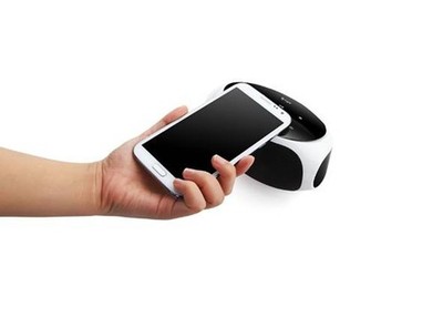 NFC技术引爆潮流 不见不散卡洛尔触控蓝牙音箱的创新体验